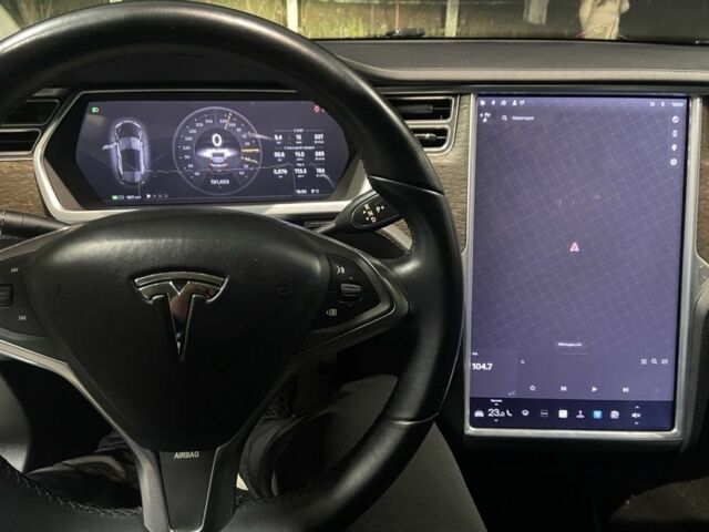 Черный Тесла Модель С, объемом двигателя 0 л и пробегом 192 тыс. км за 11700 $, фото 6 на Automoto.ua