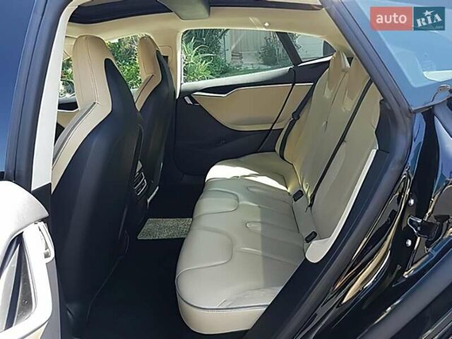 Черный Тесла Модель С, объемом двигателя 0 л и пробегом 90 тыс. км за 8000 $, фото 9 на Automoto.ua