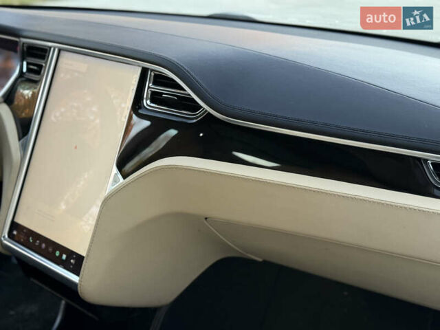 Чорний Тесла Модель С, об'ємом двигуна 0 л та пробігом 148 тис. км за 11999 $, фото 36 на Automoto.ua