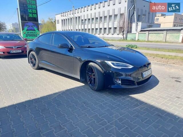 Черный Тесла Модель С, объемом двигателя 0 л и пробегом 200 тыс. км за 17900 $, фото 3 на Automoto.ua