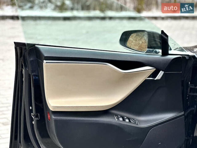 Черный Тесла Модель С, объемом двигателя 0 л и пробегом 208 тыс. км за 18999 $, фото 25 на Automoto.ua