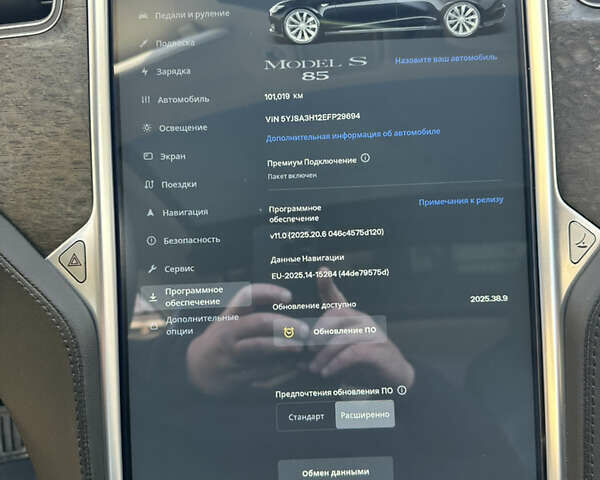 Черный Тесла Модель С, объемом двигателя 0 л и пробегом 103 тыс. км за 17500 $, фото 2 на Automoto.ua