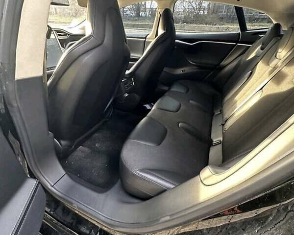 Тесла Модель С 2014 у Львові на Automoto.ua Чорний Тесла Модель С, об'ємом двигуна 0 л та пробігом 240 тис. км за 13000 $, фото 2 на Automoto.ua