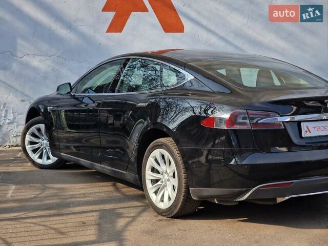 Черный Тесла Модель С, объемом двигателя 0 л и пробегом 60 тыс. км за 17490 $, фото 22 на Automoto.ua