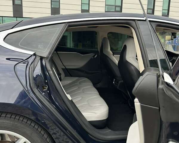 Черный Тесла Модель С, объемом двигателя 0 л и пробегом 186 тыс. км за 13400 $, фото 19 на Automoto.ua