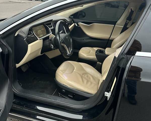 Чорний Тесла Модель С, об'ємом двигуна 0 л та пробігом 228 тис. км за 15000 $, фото 10 на Automoto.ua
