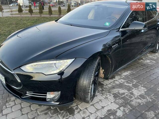 Черный Тесла Модель С, объемом двигателя 0 л и пробегом 166 тыс. км за 15300 $, фото 72 на Automoto.ua