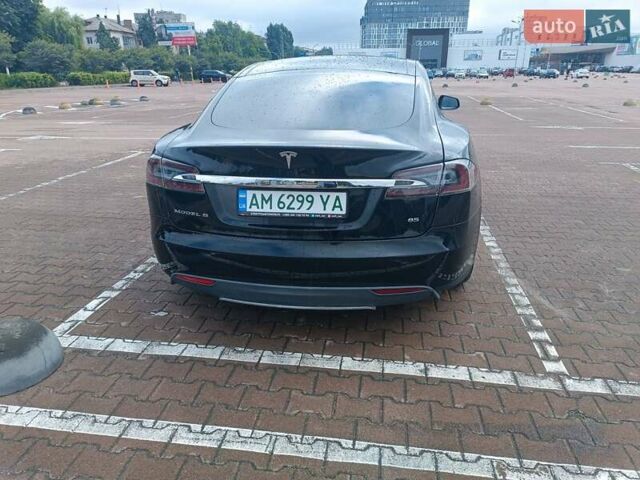 Чорний Тесла Модель С, об'ємом двигуна 0 л та пробігом 298 тис. км за 11800 $, фото 10 на Automoto.ua