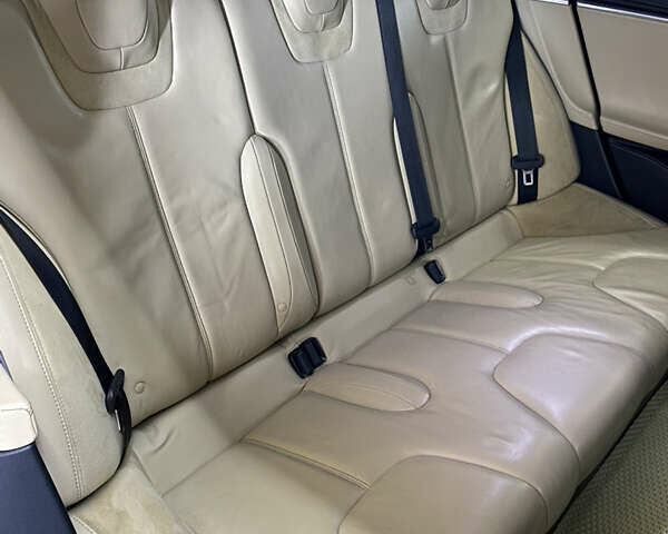 Чорний Тесла Модель С, об'ємом двигуна 0 л та пробігом 145 тис. км за 15900 $, фото 13 на Automoto.ua