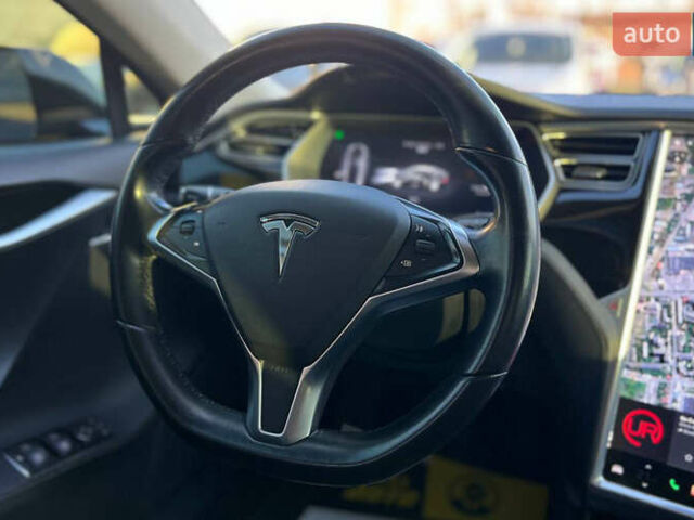 Черный Тесла Модель С, объемом двигателя 0 л и пробегом 193 тыс. км за 15500 $, фото 14 на Automoto.ua