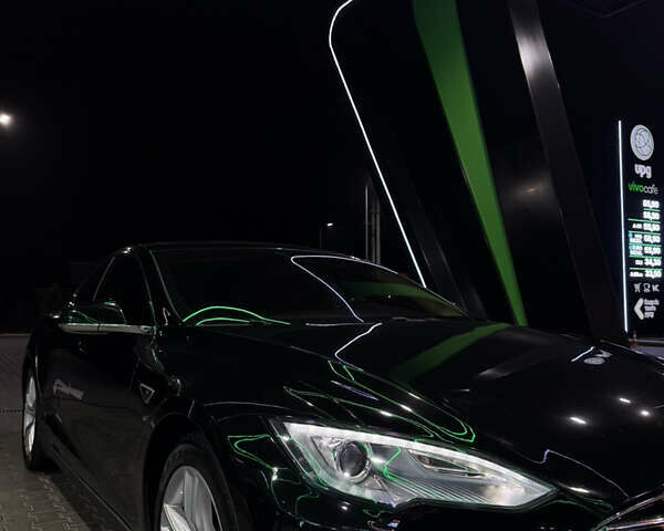 Чорний Тесла Модель С, об'ємом двигуна 0 л та пробігом 127 тис. км за 12000 $, фото 10 на Automoto.ua