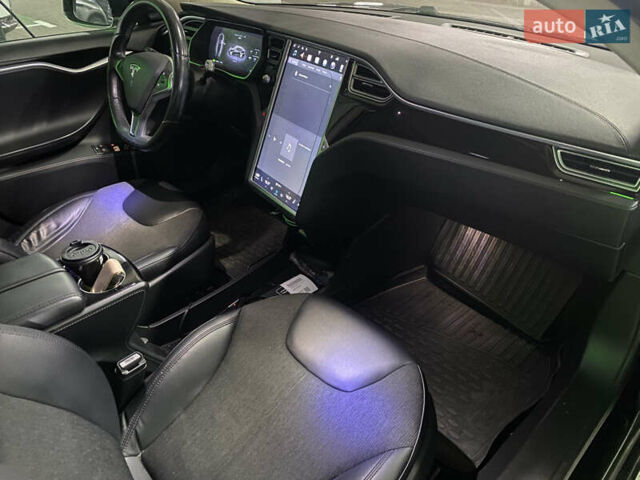 Черный Тесла Модель С, объемом двигателя 0 л и пробегом 210 тыс. км за 10000 $, фото 17 на Automoto.ua