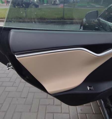 Чорний Тесла Модель С, об'ємом двигуна 0 л та пробігом 200 тис. км за 11690 $, фото 9 на Automoto.ua