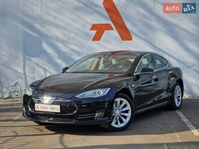 Черный Тесла Модель С, объемом двигателя 0 л и пробегом 60 тыс. км за 17490 $, фото 11 на Automoto.ua