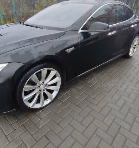 Чорний Тесла Модель С, об'ємом двигуна 0 л та пробігом 200 тис. км за 11690 $, фото 4 на Automoto.ua