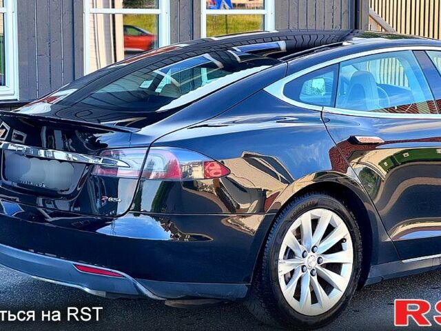 Черный Тесла Модель С, объемом двигателя 0.36 л и пробегом 208 тыс. км за 14500 $, фото 2 на Automoto.ua