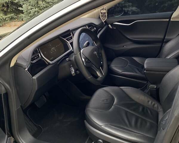 Чорний Тесла Модель С, об'ємом двигуна 0 л та пробігом 218 тис. км за 14000 $, фото 21 на Automoto.ua