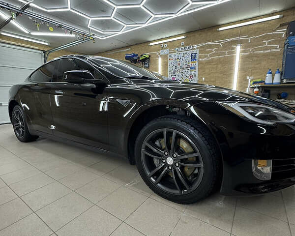 Чорний Тесла Модель С, об'ємом двигуна 0 л та пробігом 145 тис. км за 15900 $, фото 1 на Automoto.ua