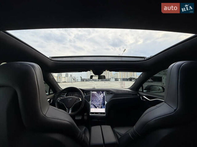 Черный Тесла Модель С, объемом двигателя 0 л и пробегом 55 тыс. км за 16900 $, фото 39 на Automoto.ua