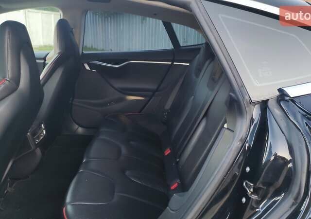 Черный Тесла Модель С, объемом двигателя 0 л и пробегом 185 тыс. км за 13900 $, фото 12 на Automoto.ua