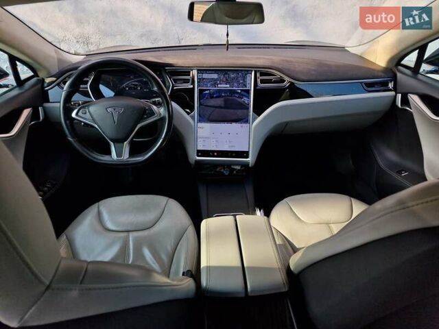 Черный Тесла Модель С, объемом двигателя 0 л и пробегом 60 тыс. км за 17490 $, фото 39 на Automoto.ua