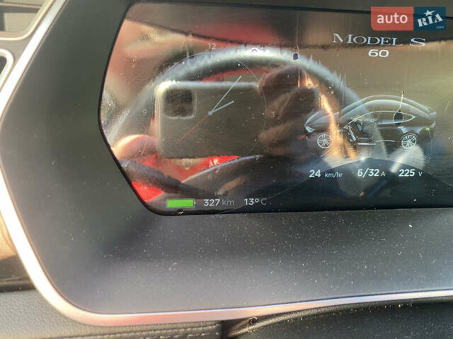 Черный Тесла Модель С, объемом двигателя 0 л и пробегом 210 тыс. км за 10000 $, фото 21 на Automoto.ua