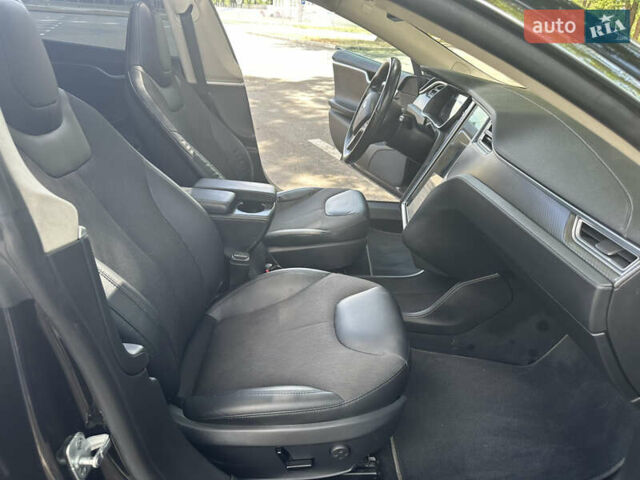 Черный Тесла Модель С, объемом двигателя 0 л и пробегом 239 тыс. км за 14500 $, фото 20 на Automoto.ua