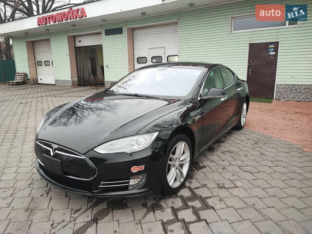 Черный Тесла Модель С, объемом двигателя 0 л и пробегом 222 тыс. км за 15999 $, фото 4 на Automoto.ua