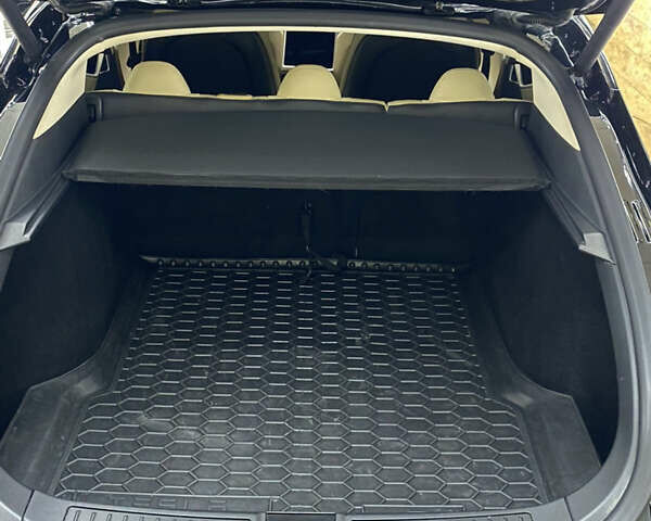 Чорний Тесла Модель С, об'ємом двигуна 0 л та пробігом 145 тис. км за 15900 $, фото 19 на Automoto.ua