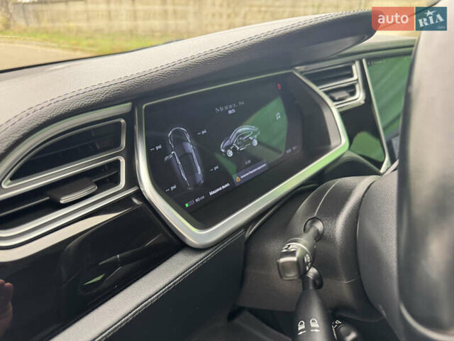 Тесла Модель С 2014 в Одессе на Automoto.ua Черный Тесла Модель С, объемом двигателя 0 л и пробегом 205 тыс. км за 14000 $, фото 8 на Automoto.ua