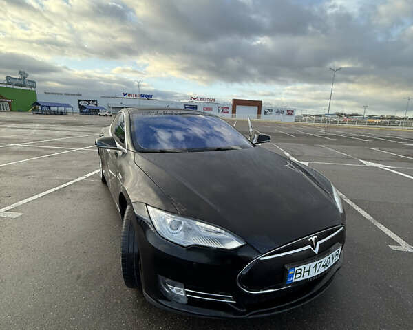 Черный Тесла Модель С, объемом двигателя 0 л и пробегом 127 тыс. км за 14200 $, фото 2 на Automoto.ua