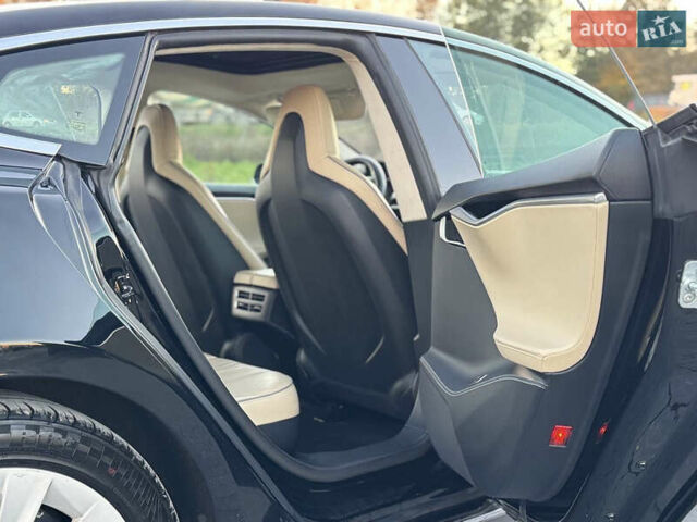 Чорний Тесла Модель С, об'ємом двигуна 0 л та пробігом 190 тис. км за 12700 $, фото 22 на Automoto.ua
