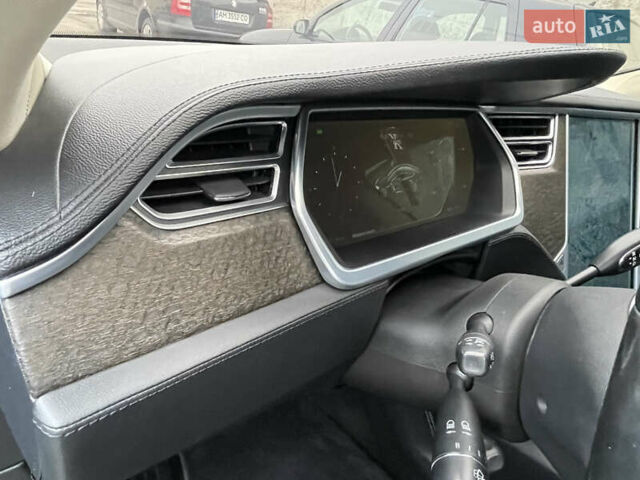 Черный Тесла Модель С, объемом двигателя 0 л и пробегом 210 тыс. км за 12950 $, фото 10 на Automoto.ua