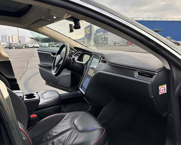 Черный Тесла Модель С, объемом двигателя 0 л и пробегом 116 тыс. км за 14950 $, фото 31 на Automoto.ua