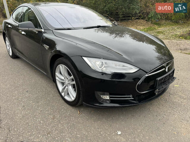 Тесла Модель С 2014 в Одессе на Automoto.ua Черный Тесла Модель С, объемом двигателя 0 л и пробегом 205 тыс. км за 14000 $, фото 1 на Automoto.ua