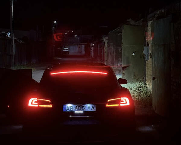 Чорний Тесла Модель С, об'ємом двигуна 0 л та пробігом 180 тис. км за 12000 $, фото 3 на Automoto.ua