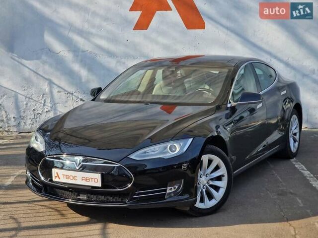 Черный Тесла Модель С, объемом двигателя 0 л и пробегом 60 тыс. км за 17490 $, фото 12 на Automoto.ua