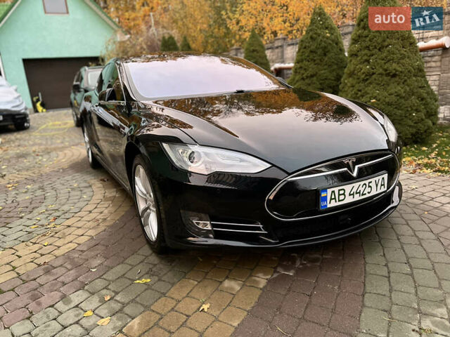 Черный Тесла Модель С, объемом двигателя 0 л и пробегом 89 тыс. км за 15471 $, фото 46 на Automoto.ua