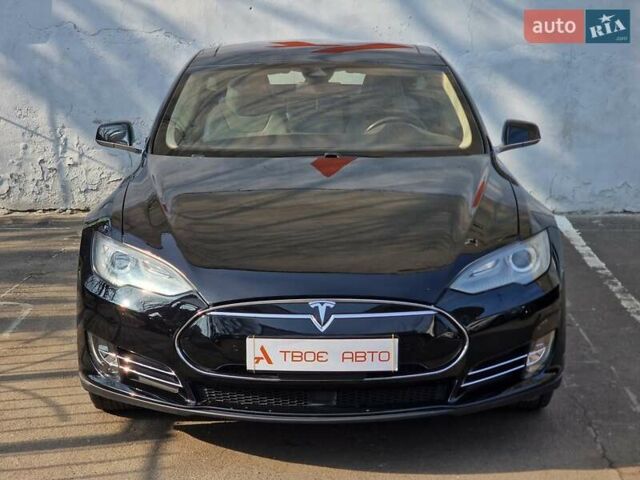 Черный Тесла Модель С, объемом двигателя 0 л и пробегом 60 тыс. км за 17490 $, фото 3 на Automoto.ua