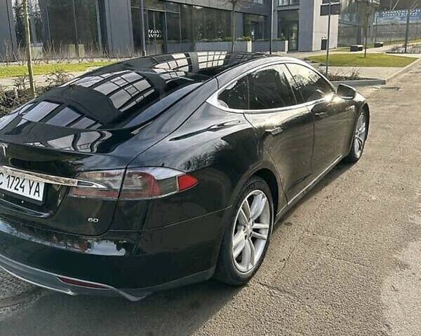 Тесла Модель С 2014 у Львові на Automoto.ua Чорний Тесла Модель С, об'ємом двигуна 0 л та пробігом 240 тис. км за 13000 $, фото 4 на Automoto.ua