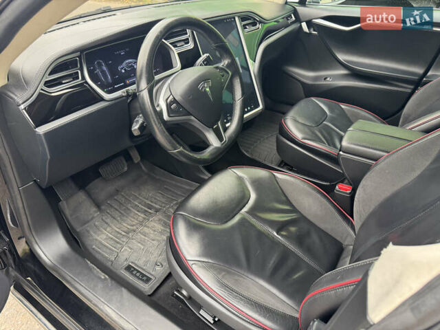 Тесла Модель С 2014 в Одессе на Automoto.ua Черный Тесла Модель С, объемом двигателя 0 л и пробегом 205 тыс. км за 14000 $, фото 7 на Automoto.ua