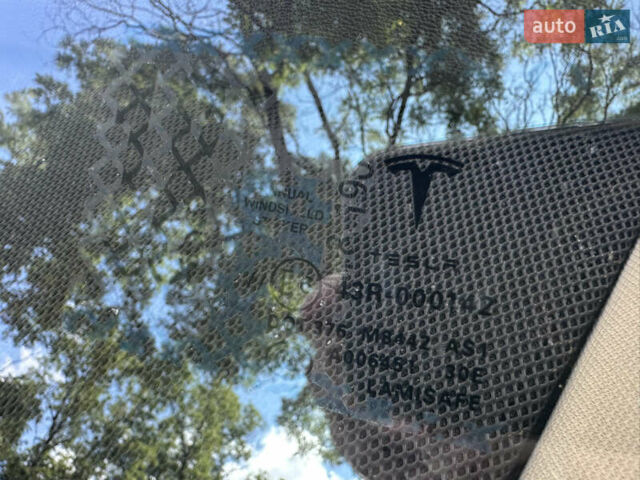 Черный Тесла Модель С, объемом двигателя 0 л и пробегом 239 тыс. км за 14500 $, фото 36 на Automoto.ua