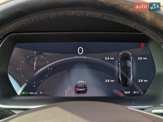 Черный Тесла Модель С, объемом двигателя 0 л и пробегом 60 тыс. км за 17490 $, фото 44 на Automoto.ua