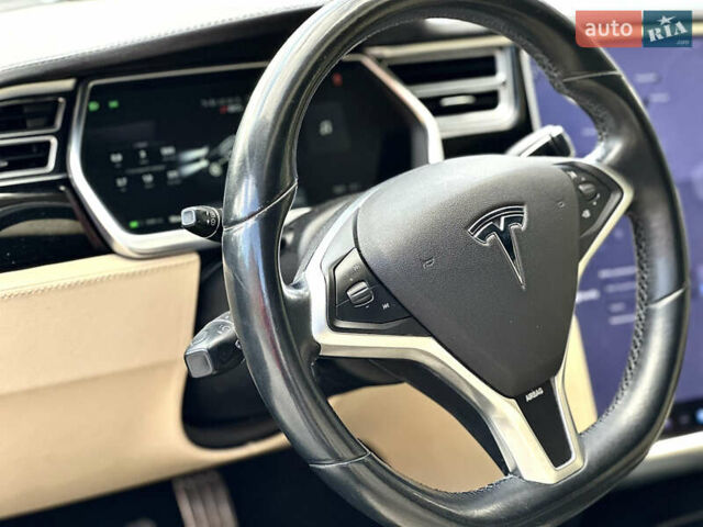 Черный Тесла Модель С, объемом двигателя 0 л и пробегом 208 тыс. км за 18999 $, фото 26 на Automoto.ua