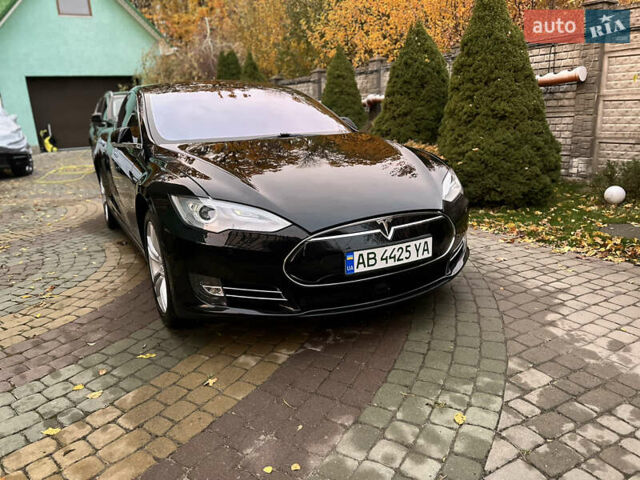 Черный Тесла Модель С, объемом двигателя 0 л и пробегом 89 тыс. км за 15471 $, фото 47 на Automoto.ua
