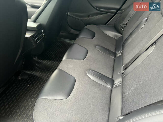 Черный Тесла Модель С, объемом двигателя 0 л и пробегом 210 тыс. км за 10000 $, фото 2 на Automoto.ua