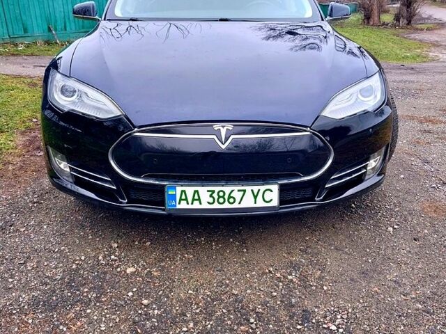 Черный Тесла Модель С, объемом двигателя 60 л и пробегом 0 тыс. км за 11300 $, фото 4 на Automoto.ua