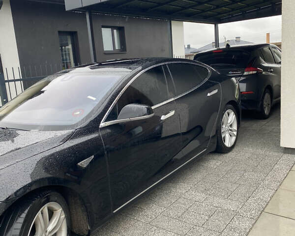 Тесла Модель С 2014 в Ровно на Automoto.ua Черный Тесла Модель С, объемом двигателя 0 л и пробегом 215 тыс. км за 11700 $, фото 17 на Automoto.ua