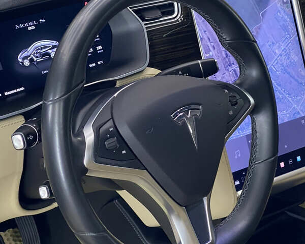 Чорний Тесла Модель С, об'ємом двигуна 0 л та пробігом 145 тис. км за 15900 $, фото 9 на Automoto.ua