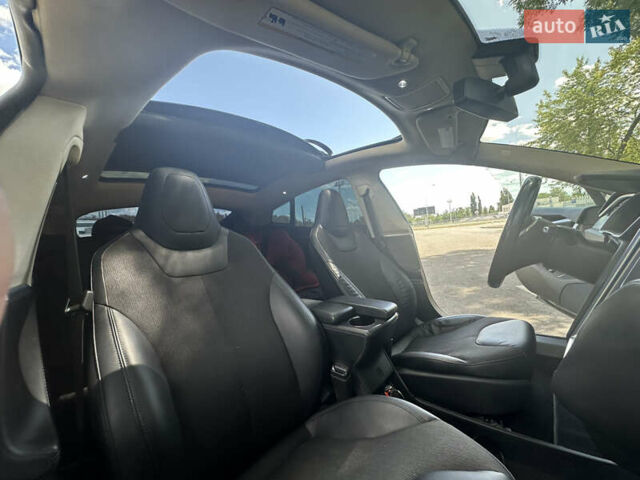 Черный Тесла Модель С, объемом двигателя 0 л и пробегом 239 тыс. км за 14500 $, фото 22 на Automoto.ua
